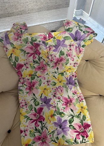 Çiçek Desenli, Askısız, Düğmeli Kız Elbisesi - Görsel 3