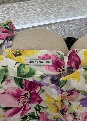 Çiçek Desenli, Askısız, Düğmeli Kız Elbisesi - Görsel 4