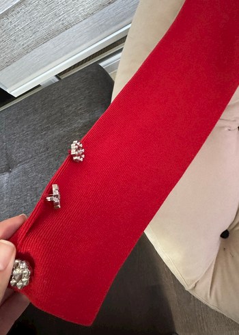 Düğmeli Kırmızı Yüksek Yakalı Kadın Kazak - Görsel 3