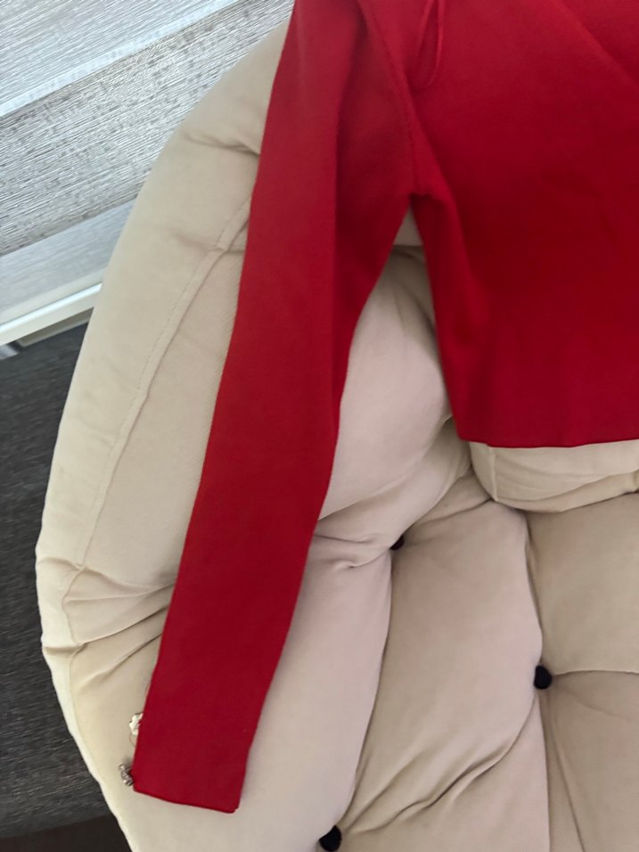 Düğmeli Kırmızı Yüksek Yakalı Kadın Kazak - Görsel 2