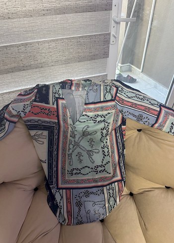 V Yaka Çok Renkli Bohem  Bluzu - Görsel 8