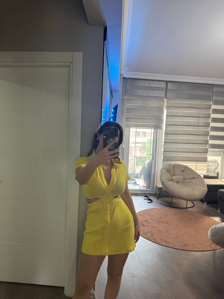 Sarı Şeffaf V Yakalı Mini Elbise - Görsel 4