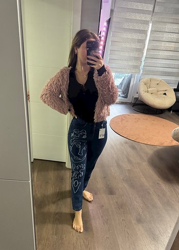 Kahverengi Tüylü, Batik Desenli Bol Kesim Kadın Kot Pantolon - Görsel 2