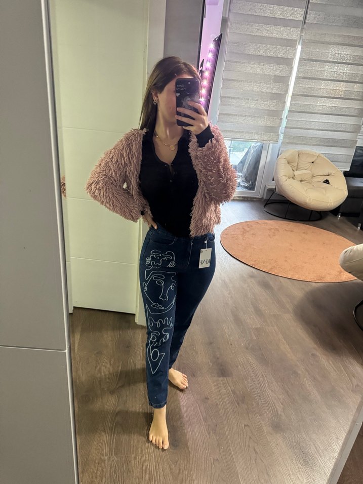 Kahverengi Tüylü, Batik Desenli Bol Kesim Kadın Kot Pantolon - Görsel 2