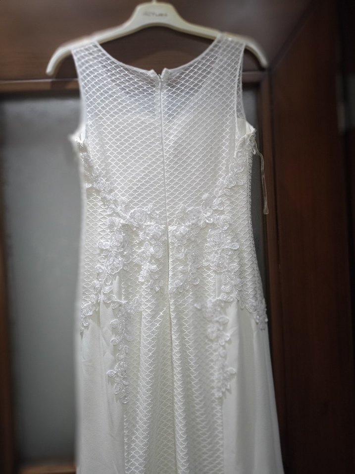 V Yaka Kolsuz  beyaz nikah elbisesi - Görsel 3