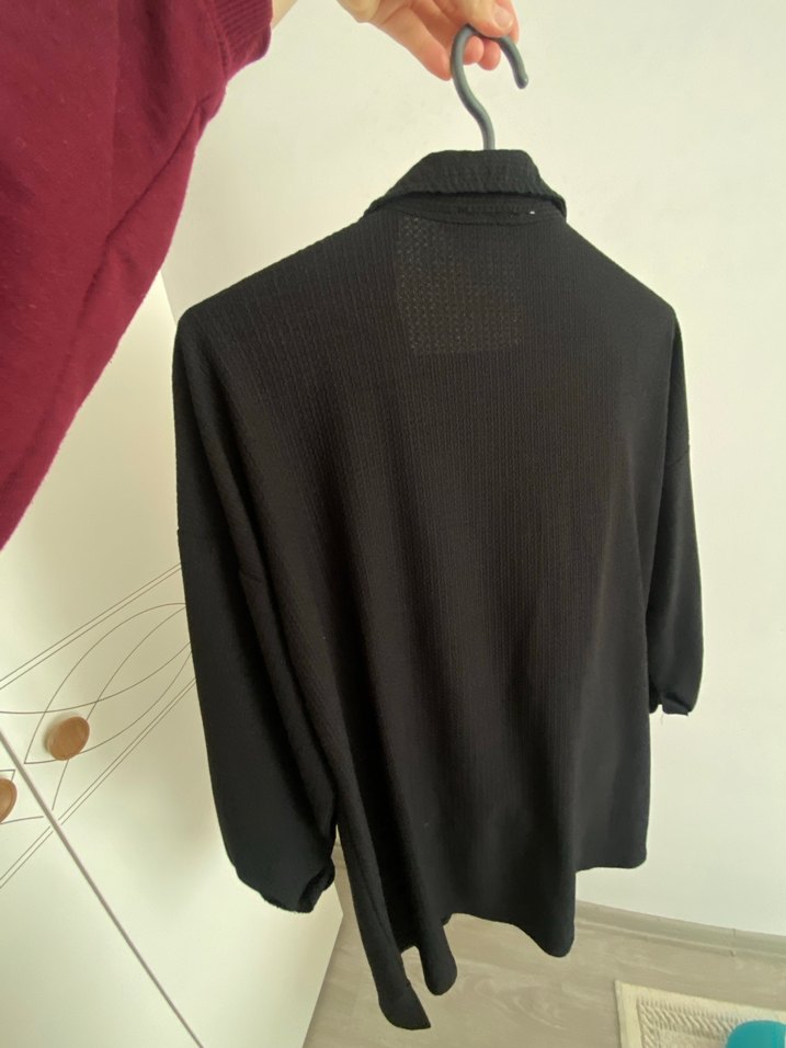 Düğmeli Siyah Keten Kadın Gömlek - Görsel 2