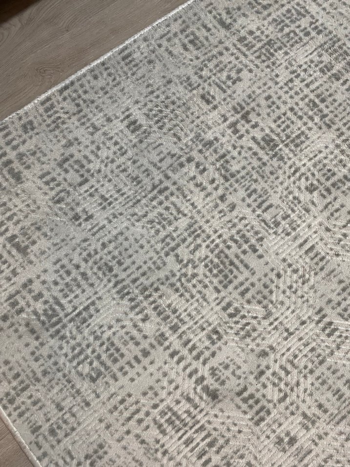 Gri Modern Desenli Halı - Görsel 2