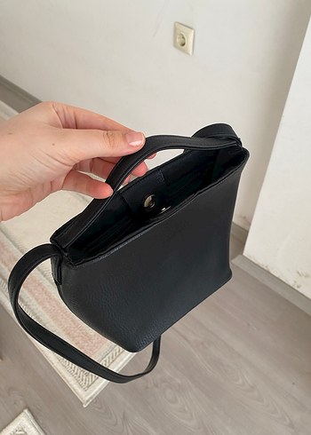 Siyah Deri Minimalist Kadın Çanta - Görsel 2