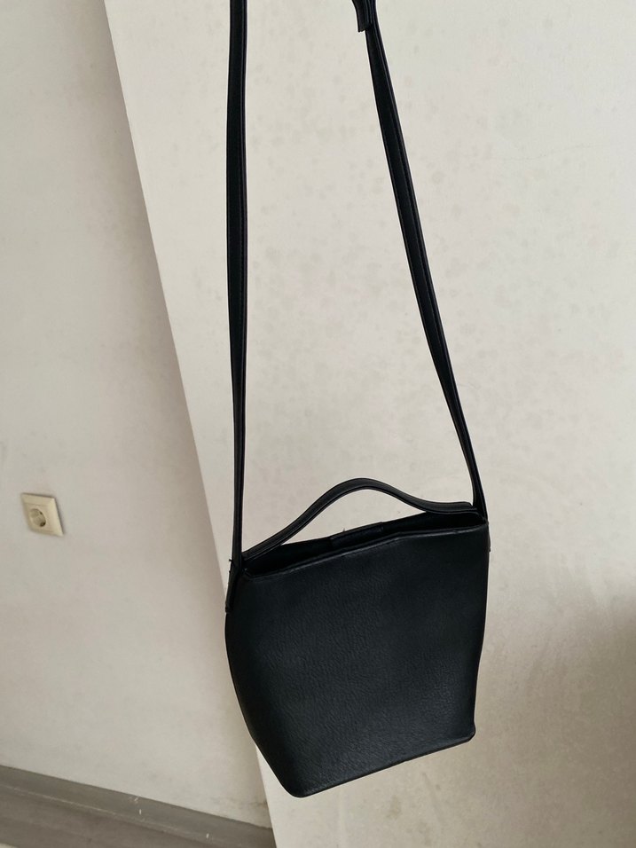 Siyah Deri Minimalist Kadın Çanta - Görsel 3