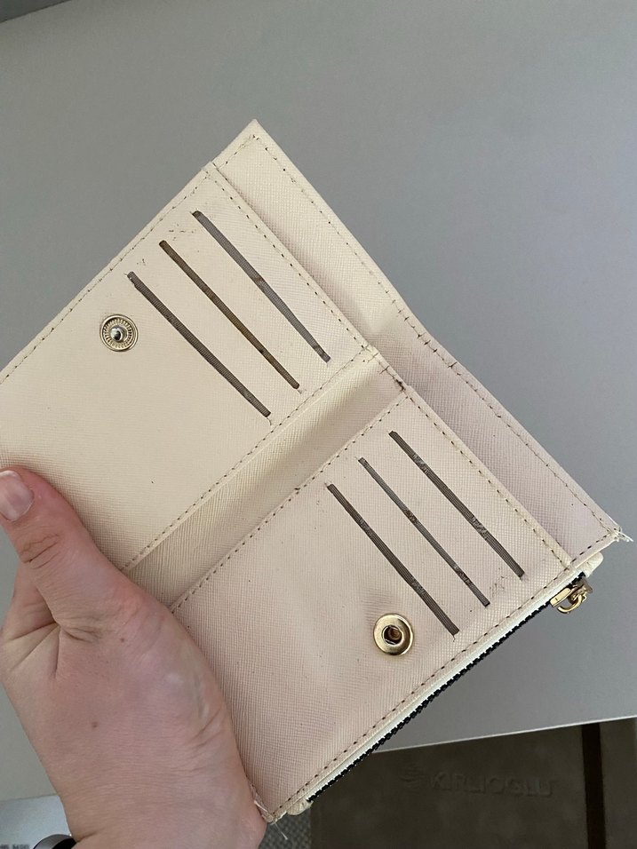 Beyaz Baskılı Deri Fermuarlı Kadın Cüzdanı - Görsel 4