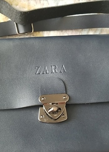 Zara ZARA Siyah Deri Tokalı Kadın Çanta