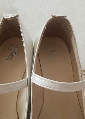 Kız Çocuk Beyaz Tokalı Babet Ayakkabı - Görsel 6