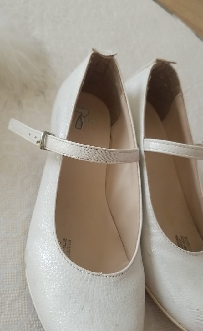 Kız Çocuk Beyaz Tokalı Babet Ayakkabı - Görsel 5