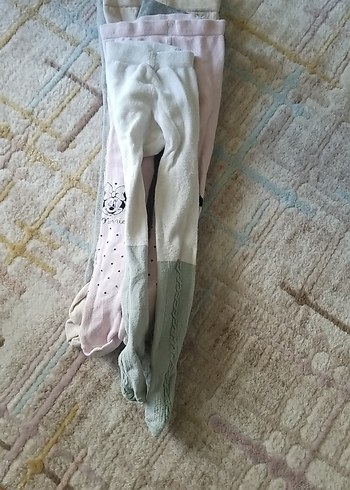 18-24 Ay Beden çeşitli Renk Kilotluçoraplar kışlık 8 tane 150 tl