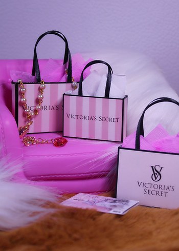 Victoria s Secret Bratz Barbie Alisveris Cantalari