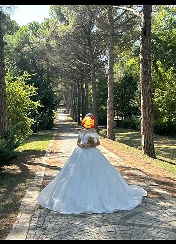 38 Beden 36-38 beden kuyruklu kayık yaka prenses model beyaz gelinlik