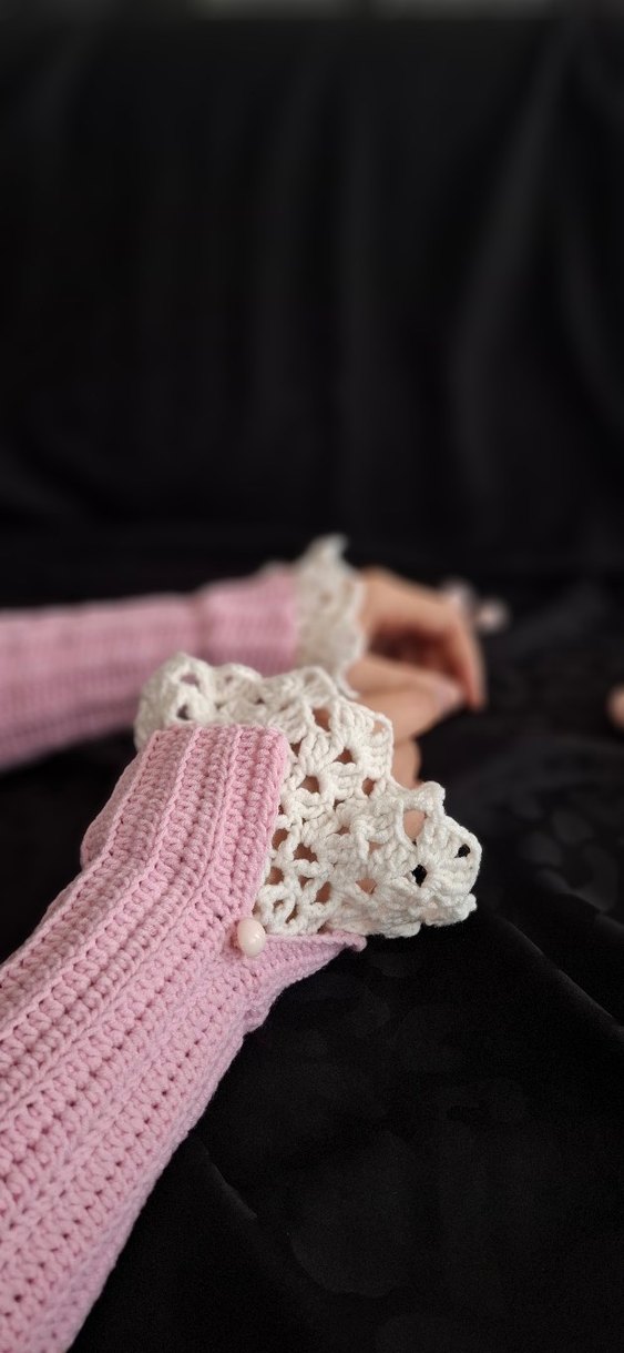 Dantel Detaylı Pembe Örgü Kadın Eldiveni - Görsel 3