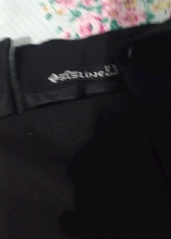 Siyah Midi Elbise - Görsel 3