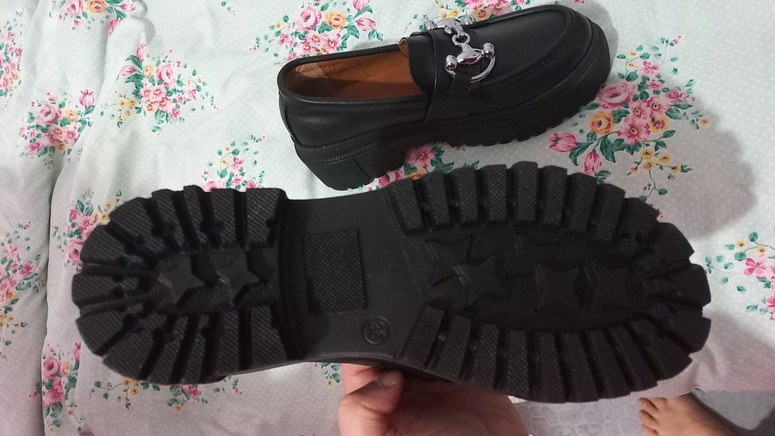 Tokalı Siyah Deri Kadın Loafer - Görsel 2