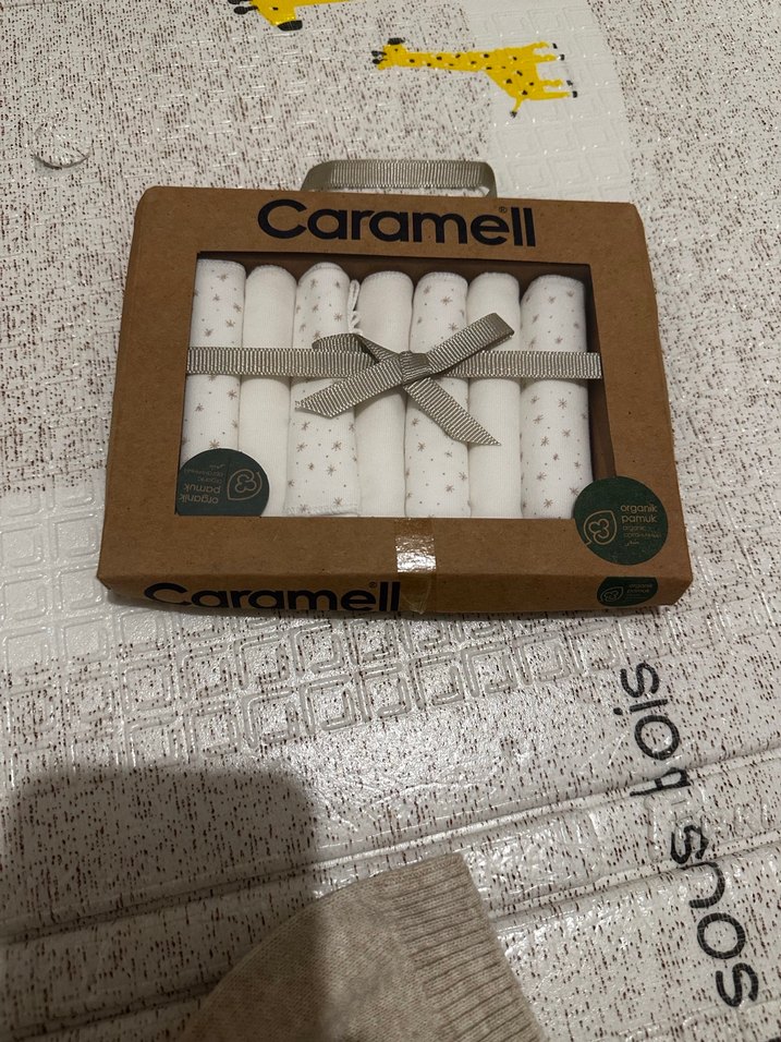 Caramell  bebek Nakışlı Beyaz Mendil Seti - Görsel 3