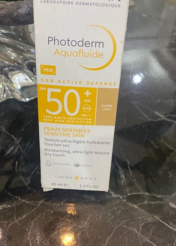 Beden Bioderma Photoderm Aquafluide SPF 50+ 40ml