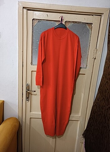 Kırmızı uzun elbise 