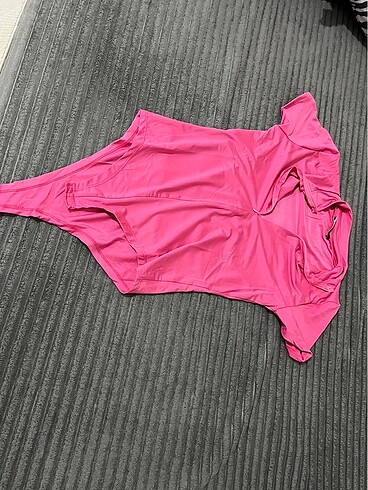Milla çıtçıtlı body