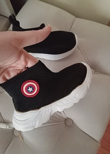 Kız veya erkek çocuk için spor ayakkabi boğazlı çok hafif yum