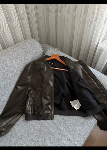 Pull and bear  Bel Detaylı Deri Ceket - Görsel 2