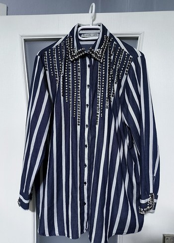 Düğmeli Mavi Çizgili Denim Kadın Gömlek - Görsel 2