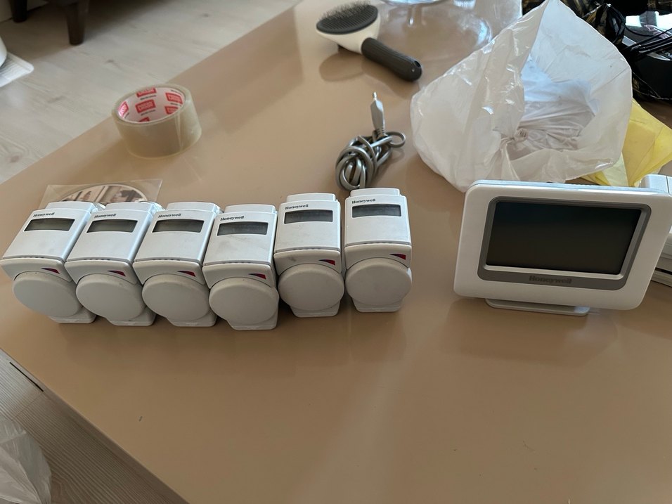 Honeywell evohome evotouche modeli - Görsel 2