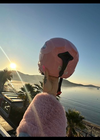 Pembe Puflu Street Style Motosiklet Kaskı - Görsel 5