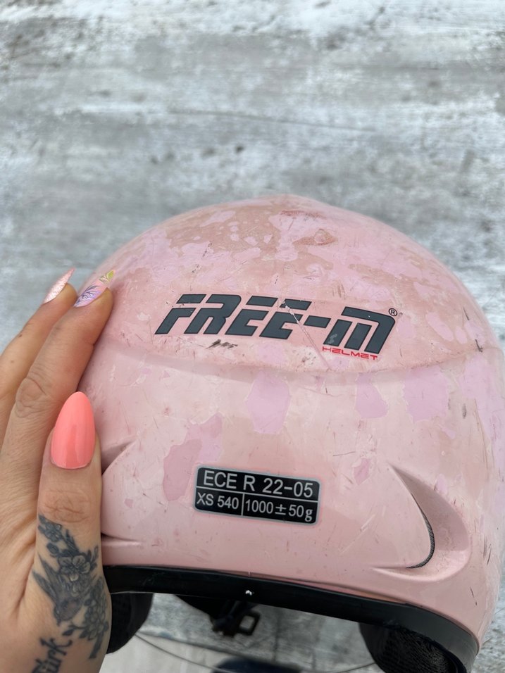 Pembe Parlak Camlı Motosiklet Kaskı - Görsel 5