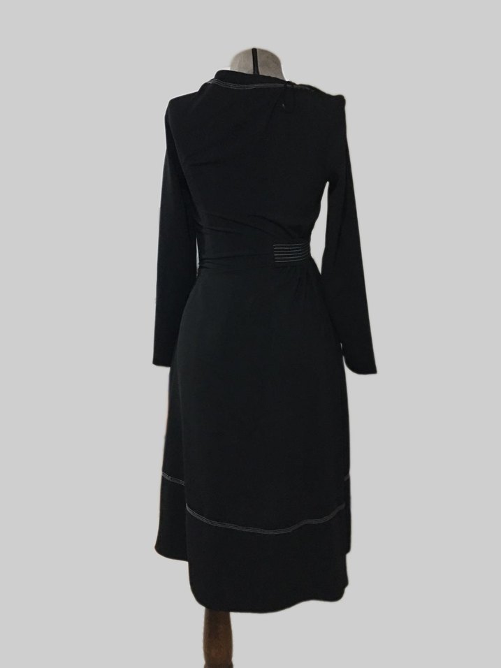 Siyah Pilili Uzun Kollu Elbise - Görsel 3