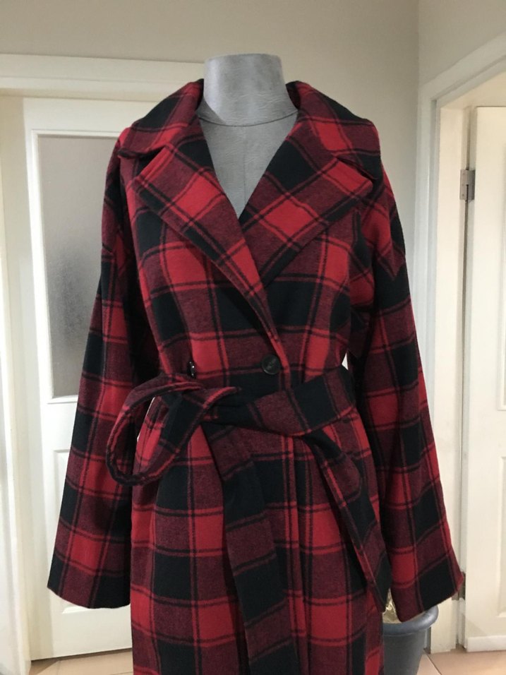 Kadın Kareli Kuşaklı Uzun Kaban - Görsel 4