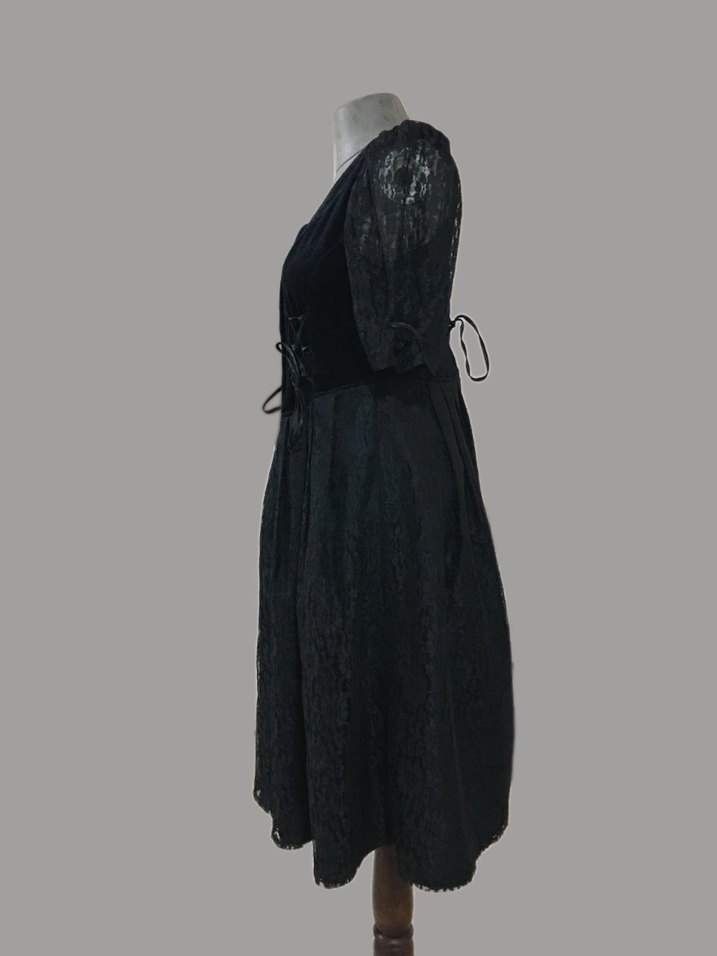 Bavyera Alman Gotik  Elbise - Görsel 3