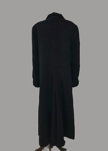 Uzun Siyah Kadın Düğmeli Kaban - Görsel 3