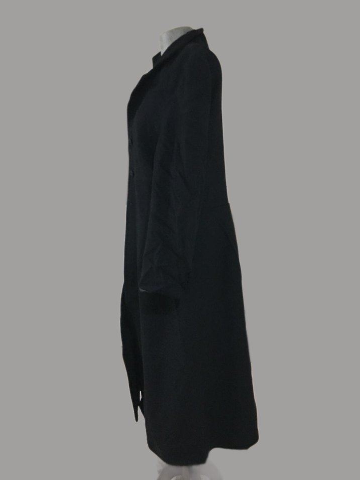 Uzun Siyah Kadın Düğmeli Kaban - Görsel 2