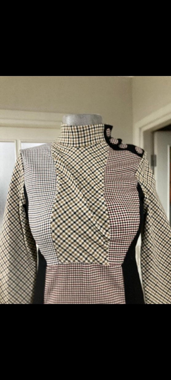 Bej Yılan Desenli Mini Elbise - Görsel 4