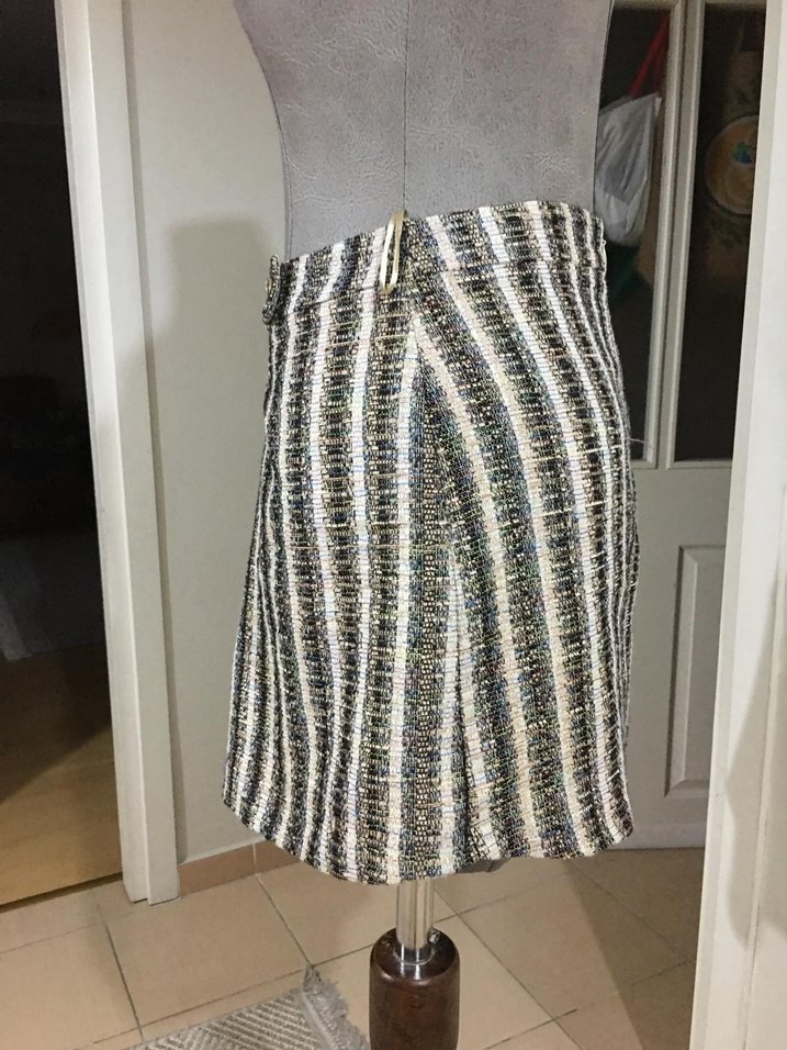 Gri Çizgili Pilili Mini Etek - Görsel 4