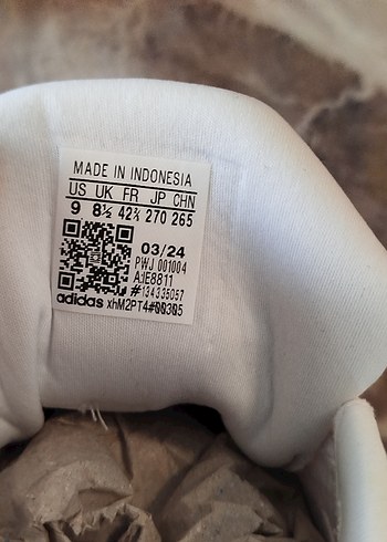 Beyaz Spor Ayakkabı Renkli Tabanlı - Görsel 7