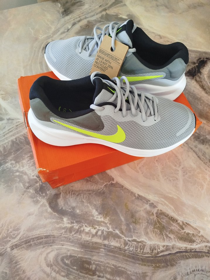 Nike Gri Erkek Koşu Ayakkabısı - Görsel 4