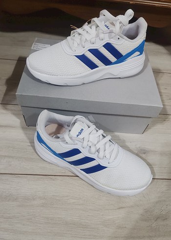 Adidas Beyaz Mavi Bağcıklı Spor Ayakkabı 39.5  numara - Görsel 3