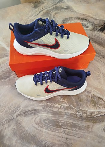 Erkek Beyaz Gri Nike Spor Ayakkabı - Görsel 2