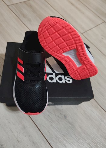 Kız Çocuk Siyah Spor Ayakkabı 23.5 numara - Görsel 2