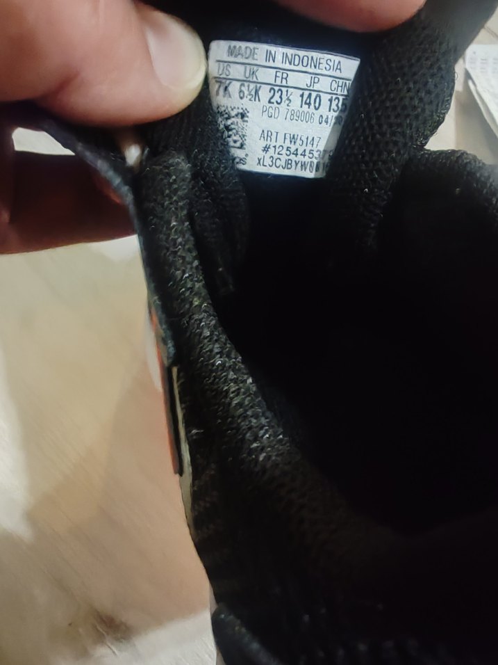 Kız Çocuk Siyah Spor Ayakkabı 23.5 numara - Görsel 4