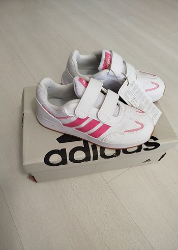 Adidas 32