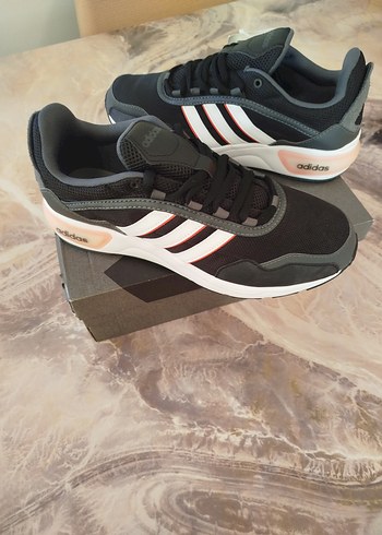Adidas erkek spor ayakkabı - Görsel 5