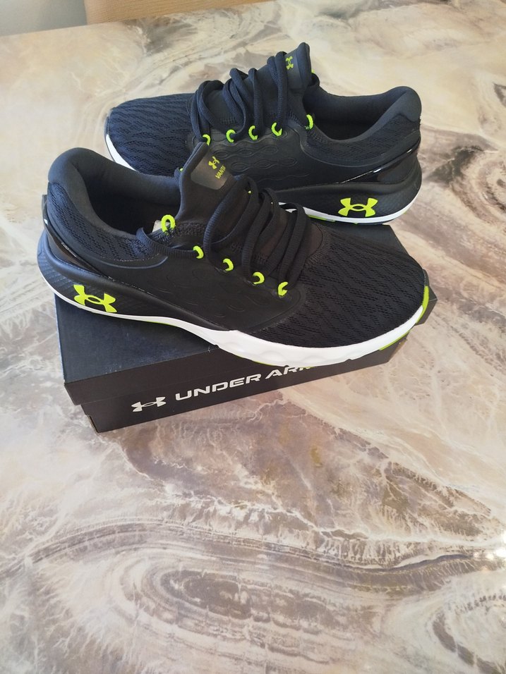 Siyah Sarı Under Armour Erkek Koşu Ayakkabısı - Görsel 4