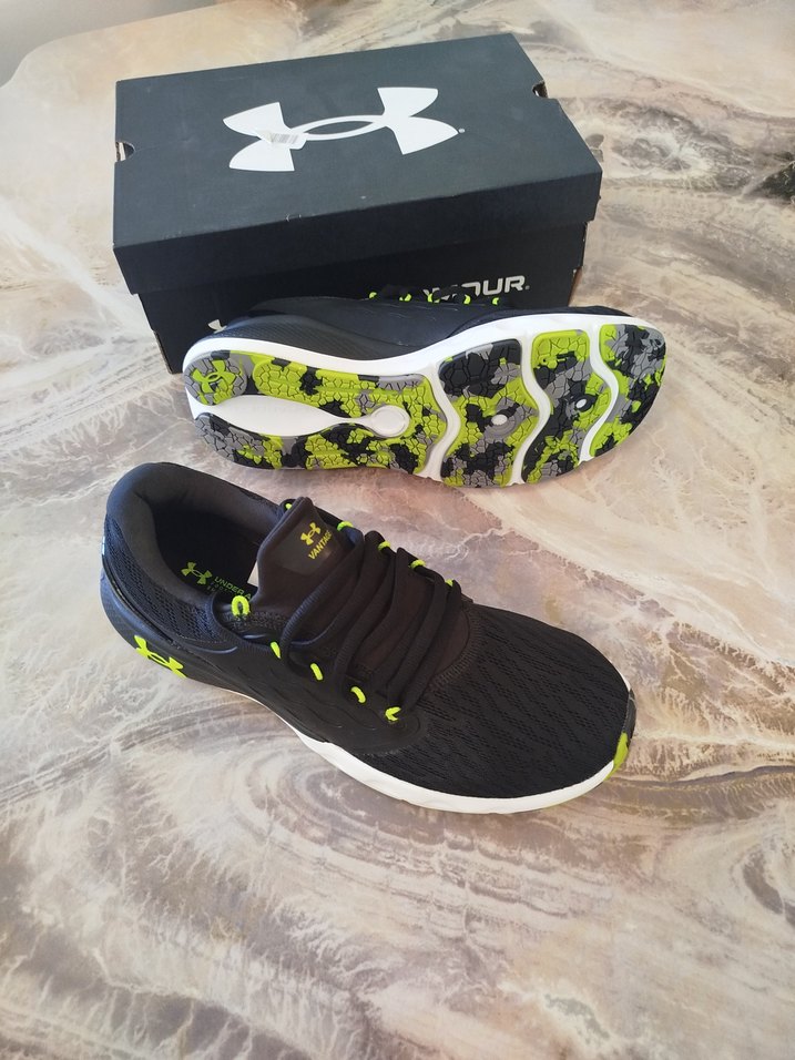 Siyah Sarı Under Armour Erkek Koşu Ayakkabısı - Görsel 2